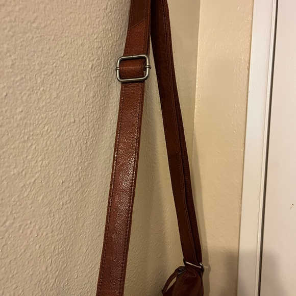 Spikes & Sparrow Leather Crossbody Bag - Picture 7 of 13